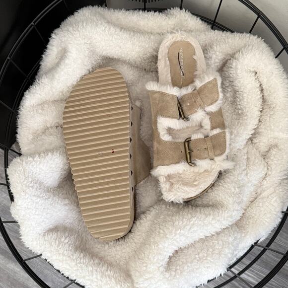 Free People Intentionally Blank Rule Sherpa Breaker Sandal Tan Suede Ivory - Picture 5 of 5